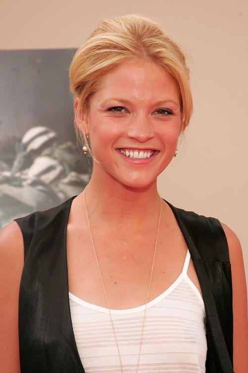 Nicki Aycox Fotoğrafı