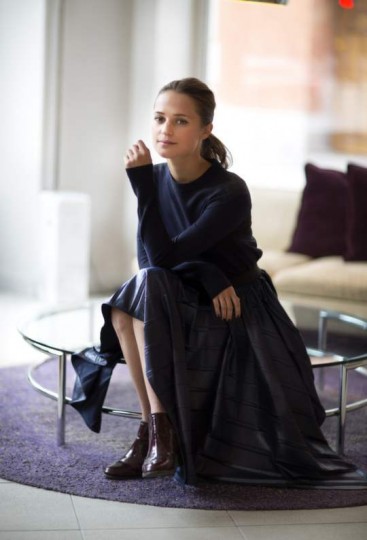 Alicia Vikander Fotoğrafı
