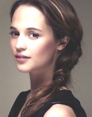 Alicia Vikander Fotoğrafı