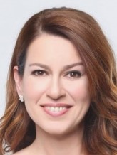 İpek Tuzcuoğlu fotoğrafı