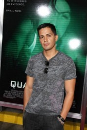 Jay Hernandez Fotoğrafı