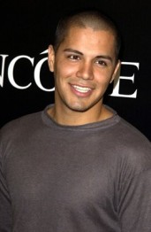 Jay Hernandez Fotoğrafı