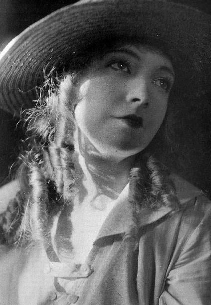 Lillian Gish fotoğrafı