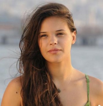 Selen Seyven Fotoğrafı