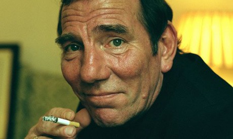 Pete Postlethwaite fotoğrafı