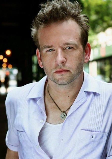 Dallas Roberts Fotoğrafı