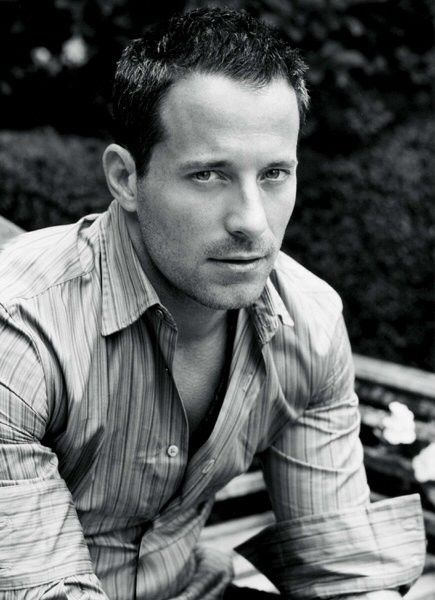 Johnny Messner Fotoğrafı