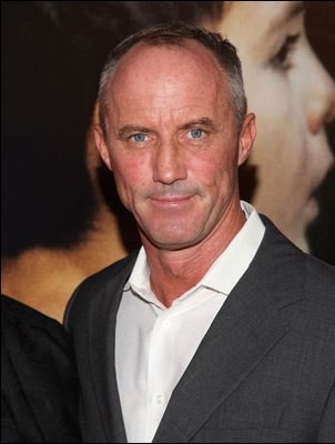 Robert John Burke fotoğrafı