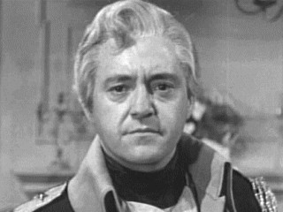 Edward Binns fotoğrafı