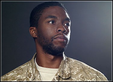 Chadwick Boseman Fotoğrafı