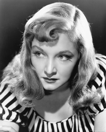 Nina Foch fotoğrafı