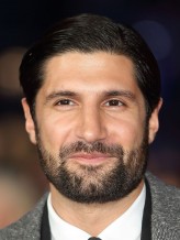 Kayvan Novak fotoğrafı