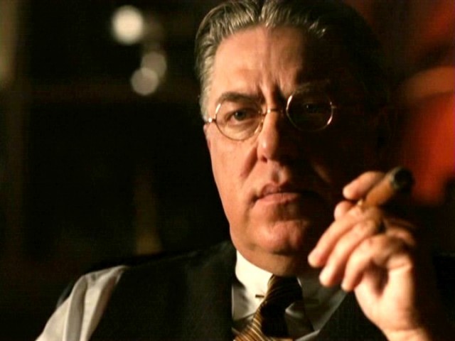 Bruce McGill Fotoğrafı