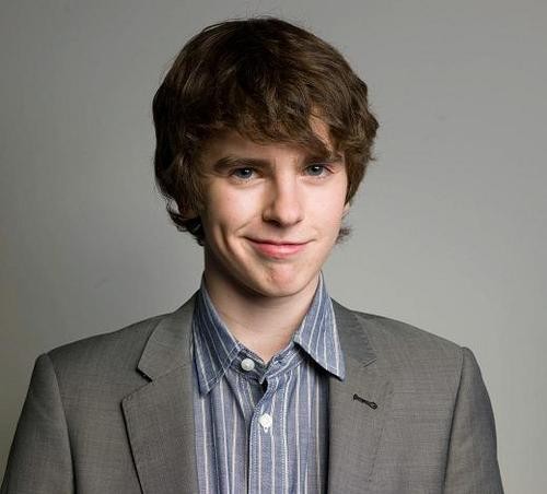 Freddie Highmore Fotoğrafı