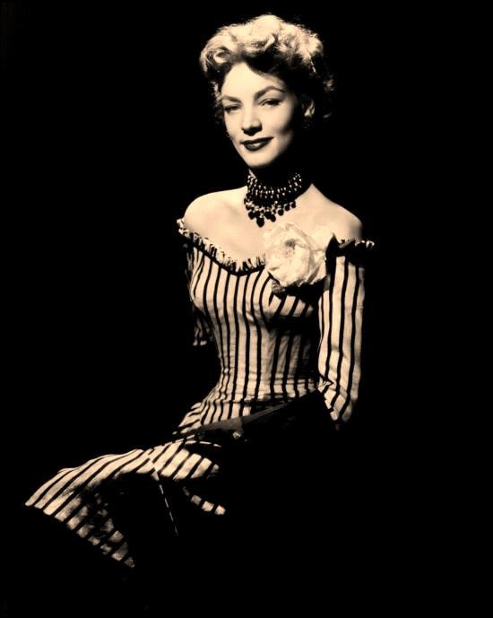 Lauren Bacall Fotoğrafı