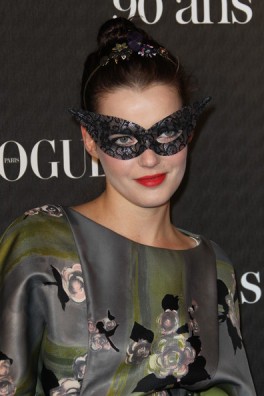 Roxane Mesquida Fotoğrafı