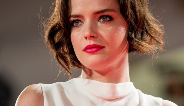 Roxane Mesquida Fotoğrafı