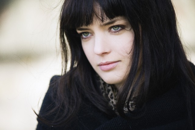 Roxane Mesquida Fotoğrafı