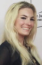 Holly Hester fotoğrafı