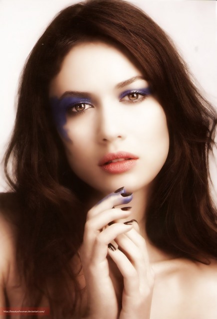 Olga Kurylenko fotoğrafı