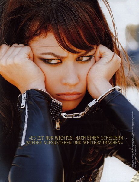 Olga Kurylenko Fotoğrafı