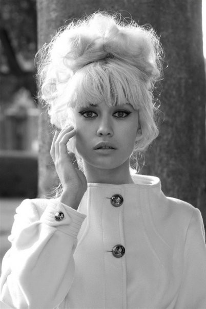 Olga Kurylenko Fotoğrafı