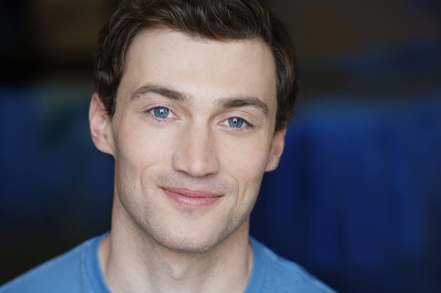 Bryce Pinkham fotoğrafı