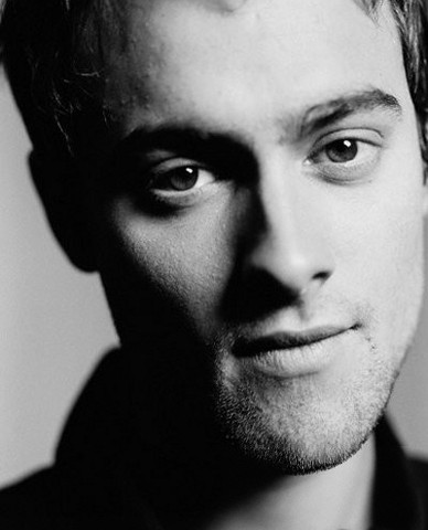 Stuart Townsend Fotoğrafı