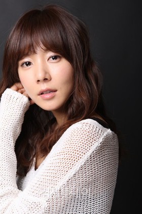 Jung Ji-yoon fotoğrafı