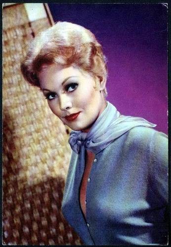 Kim Novak Fotoğrafı
