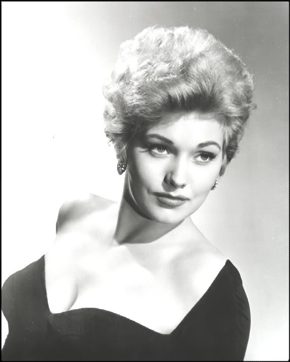 Kim Novak Fotoğrafı
