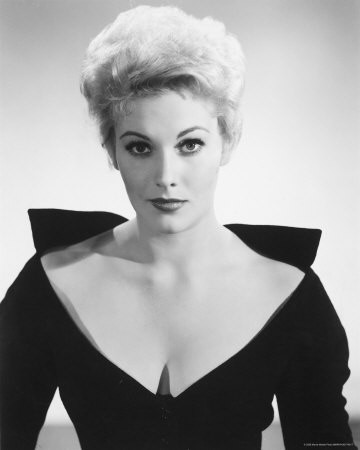 Kim Novak Fotoğrafı