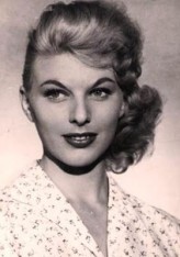 Katia Loritz fotoğrafı