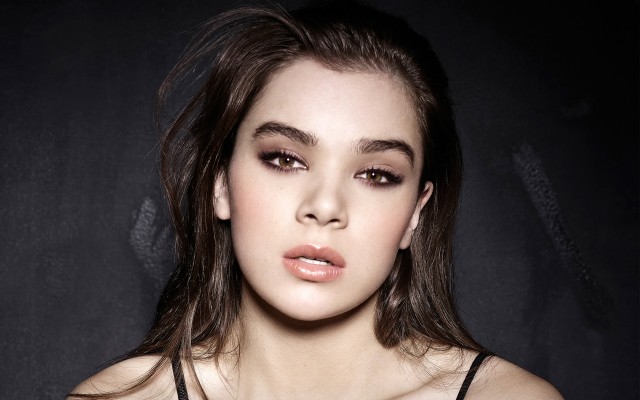 Hailee Steinfeld Fotoğrafı