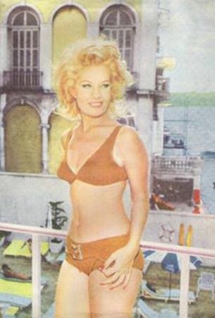 Emel Sayın fotoğrafı