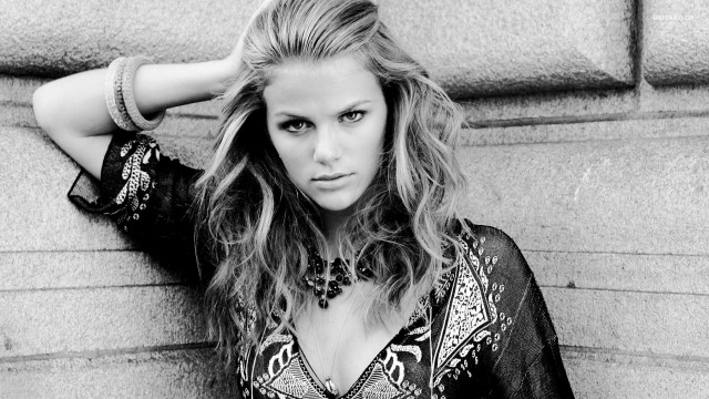 Brooklyn Decker Fotoğrafı