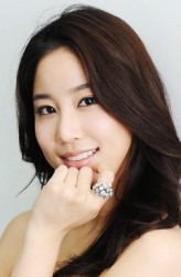 Yoo Ri-ah fotoğrafı