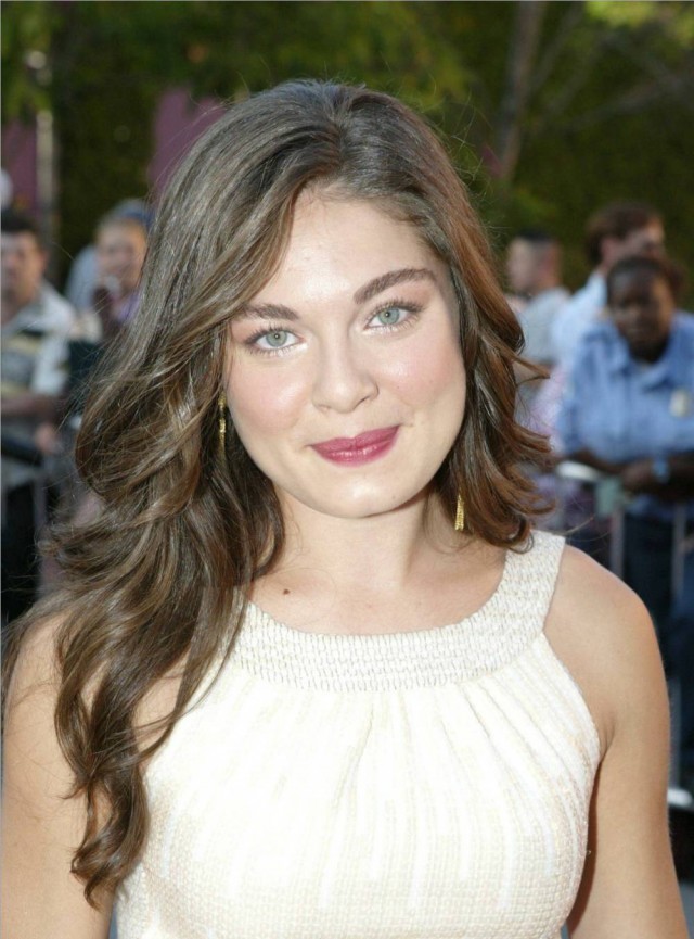 Alexa Davalos Fotoğrafı
