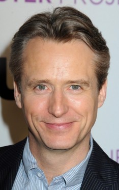 Linus Roache fotoğrafı