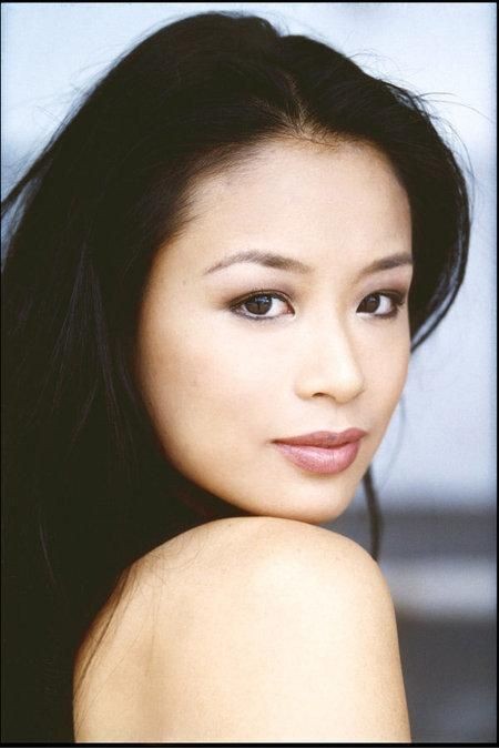 T.V. Carpio fotoğrafı