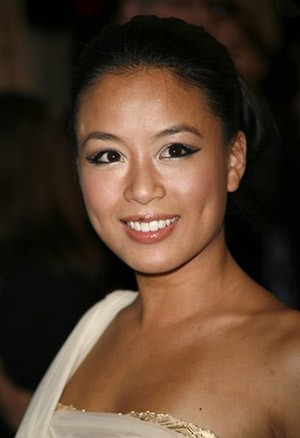 T.V. Carpio fotoğrafı