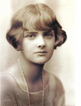 Daphne Du Maurier fotoğrafı