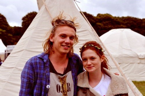 Jamie Campbell Bower Fotoğrafı