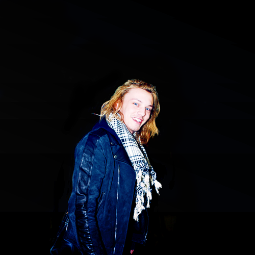Jamie Campbell Bower Fotoğrafı