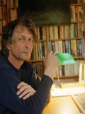 Bruce Robinson fotoğrafı
