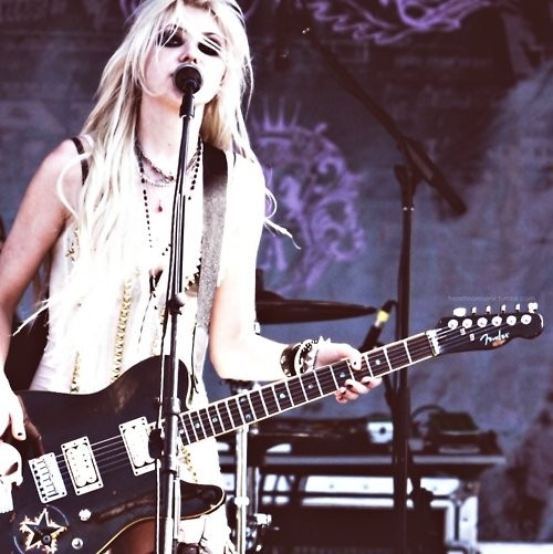 Taylor Momsen Fotoğrafı