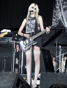 Taylor Momsen Fotoğrafı