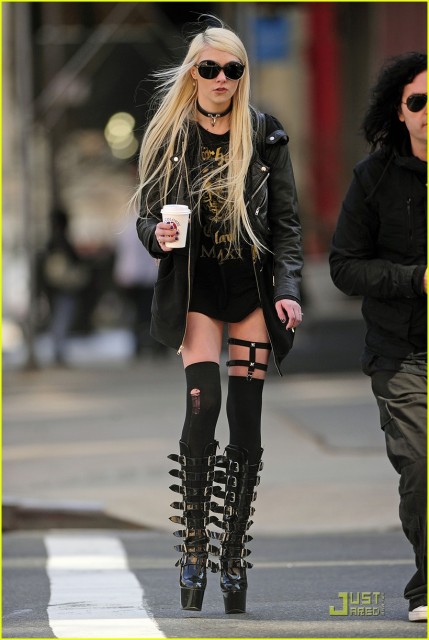 Taylor Momsen Fotoğrafı