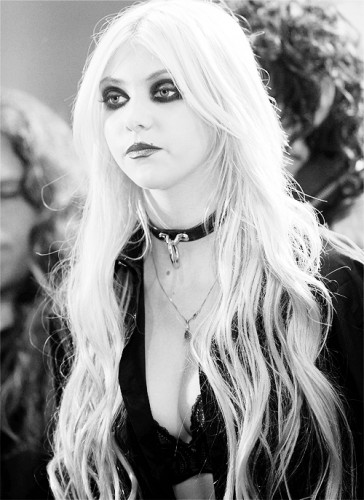 Taylor Momsen Fotoğrafı