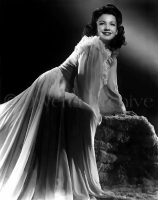 Anne Baxter fotoğrafı